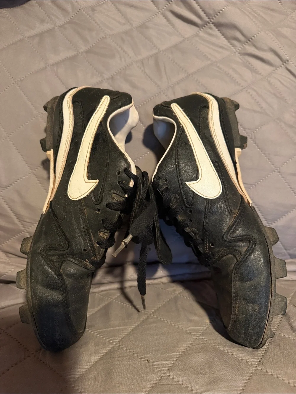 Nike Kids Black and White Soccer Cleats